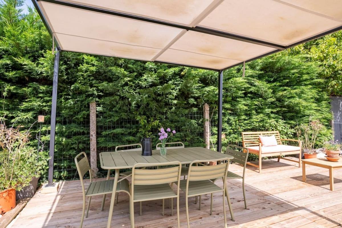 モンターニュ Maison Arbo Bed & Breakfast エクステリア 写真