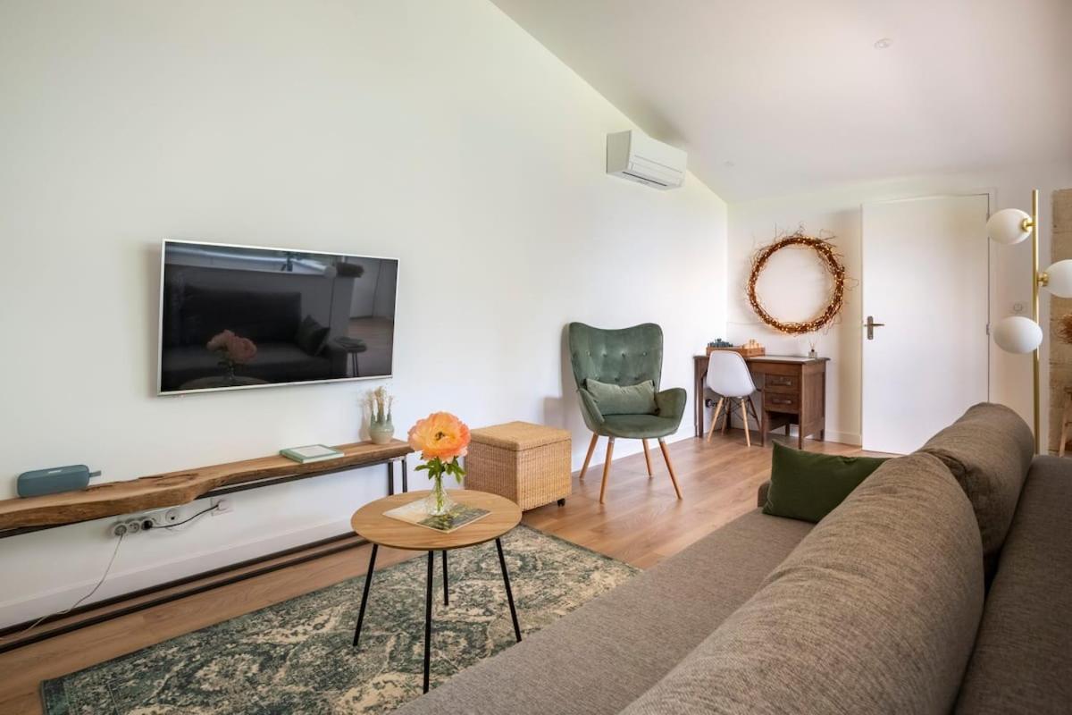 モンターニュ Maison Arbo Bed & Breakfast エクステリア 写真